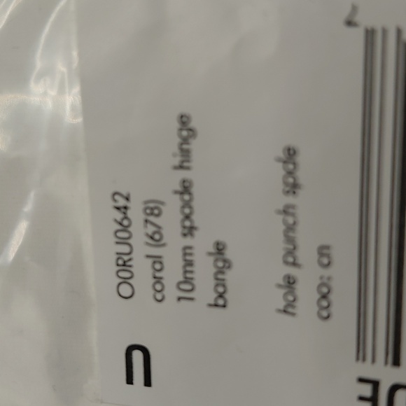 NEW Kate Spade Hole Punch Spade 10mm Hinge Bangle Bracelet Coral Enamel - Picture 5 of 6